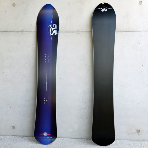SG Snowboards All Mountain Retro softboot carvin snowboard blue